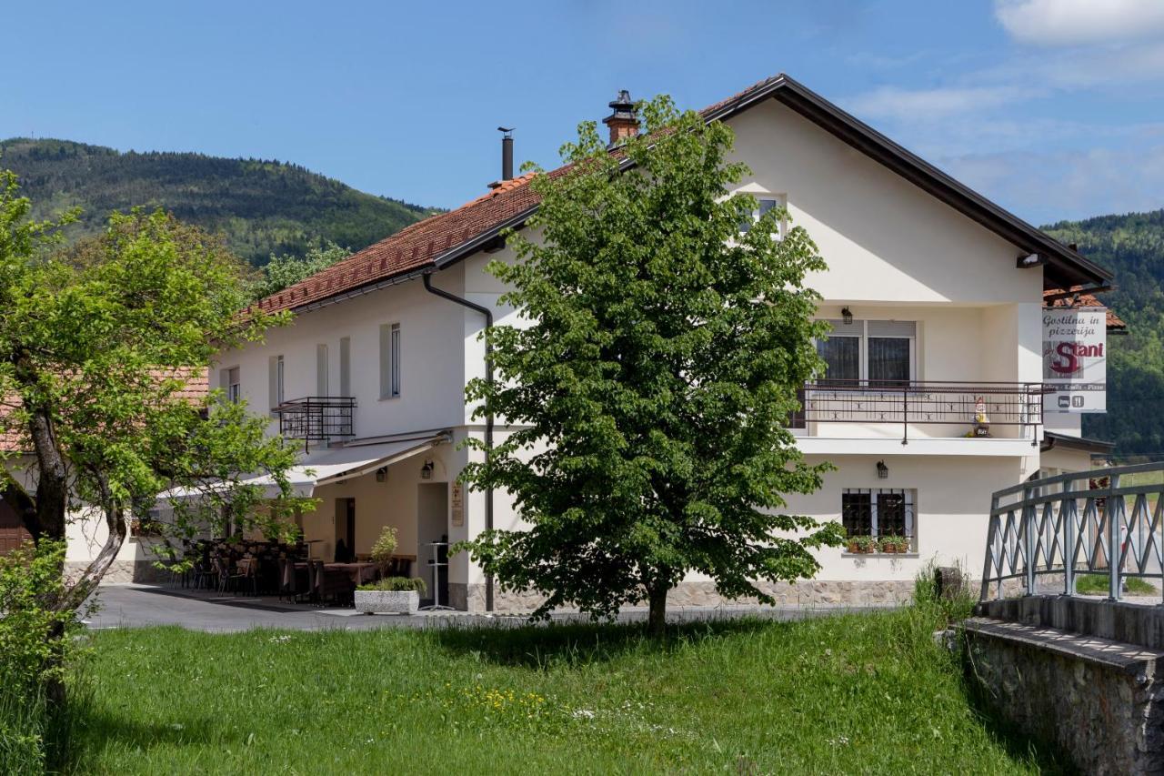 Guesthouse & Apartments Pri Stani Zerovnica Buitenkant foto